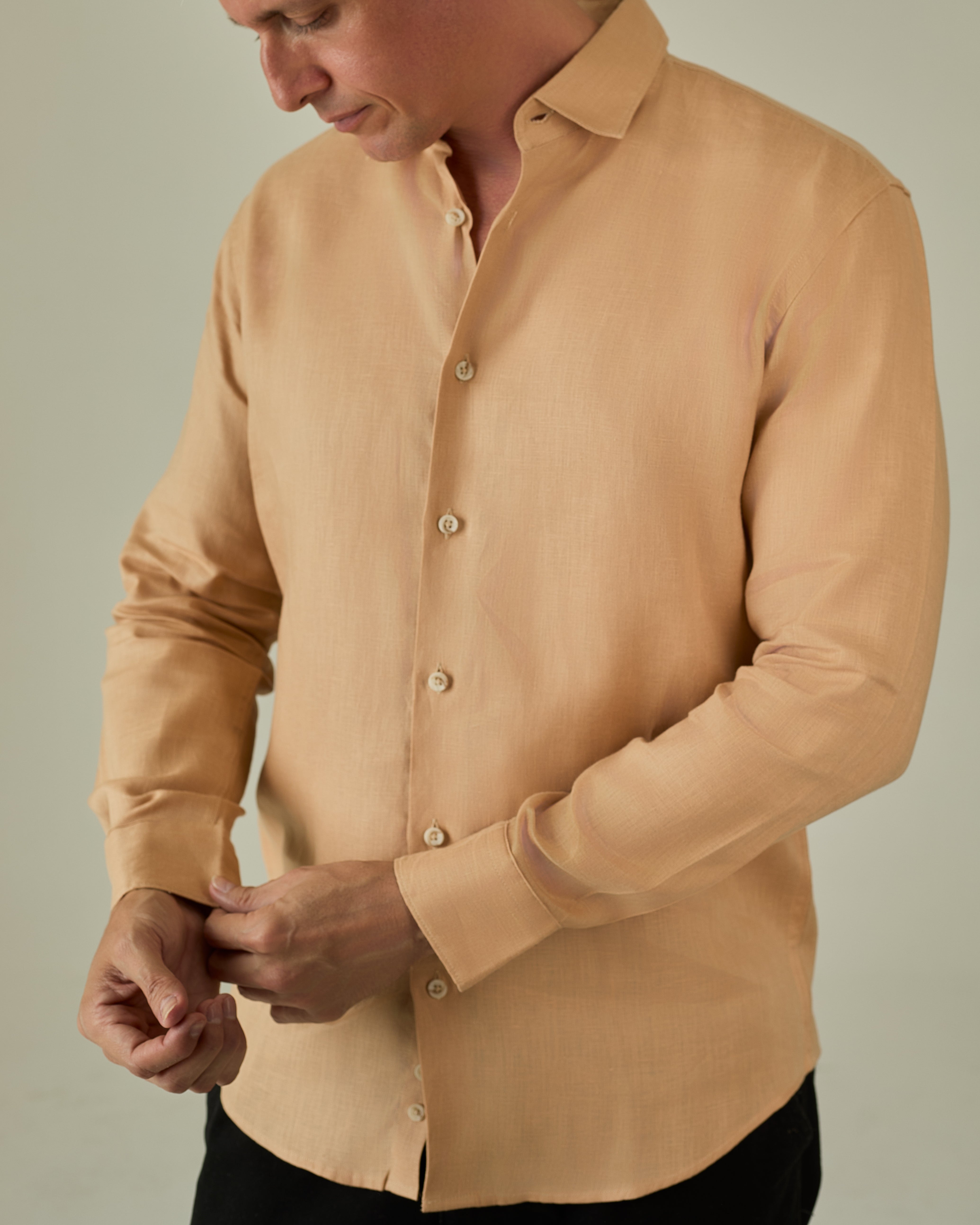 Tan Camisa Manga Larga